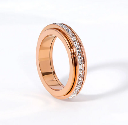 📢📢50% DI SCONTO!!! 🎅Anello girevole in acciaio al titanio con zircon